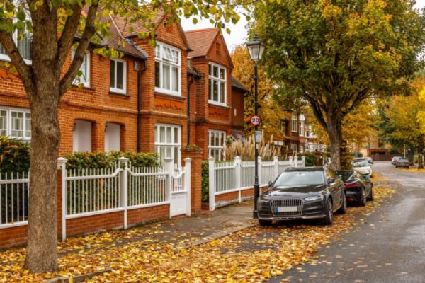 Rightmove reports the largest house price drop since 2018